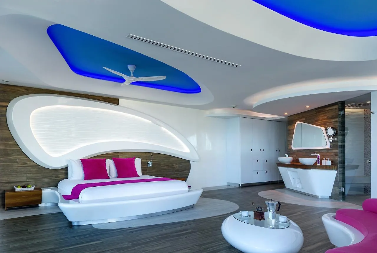 We Uniq Hotel El Carmen Adults Only Playa del Carmen