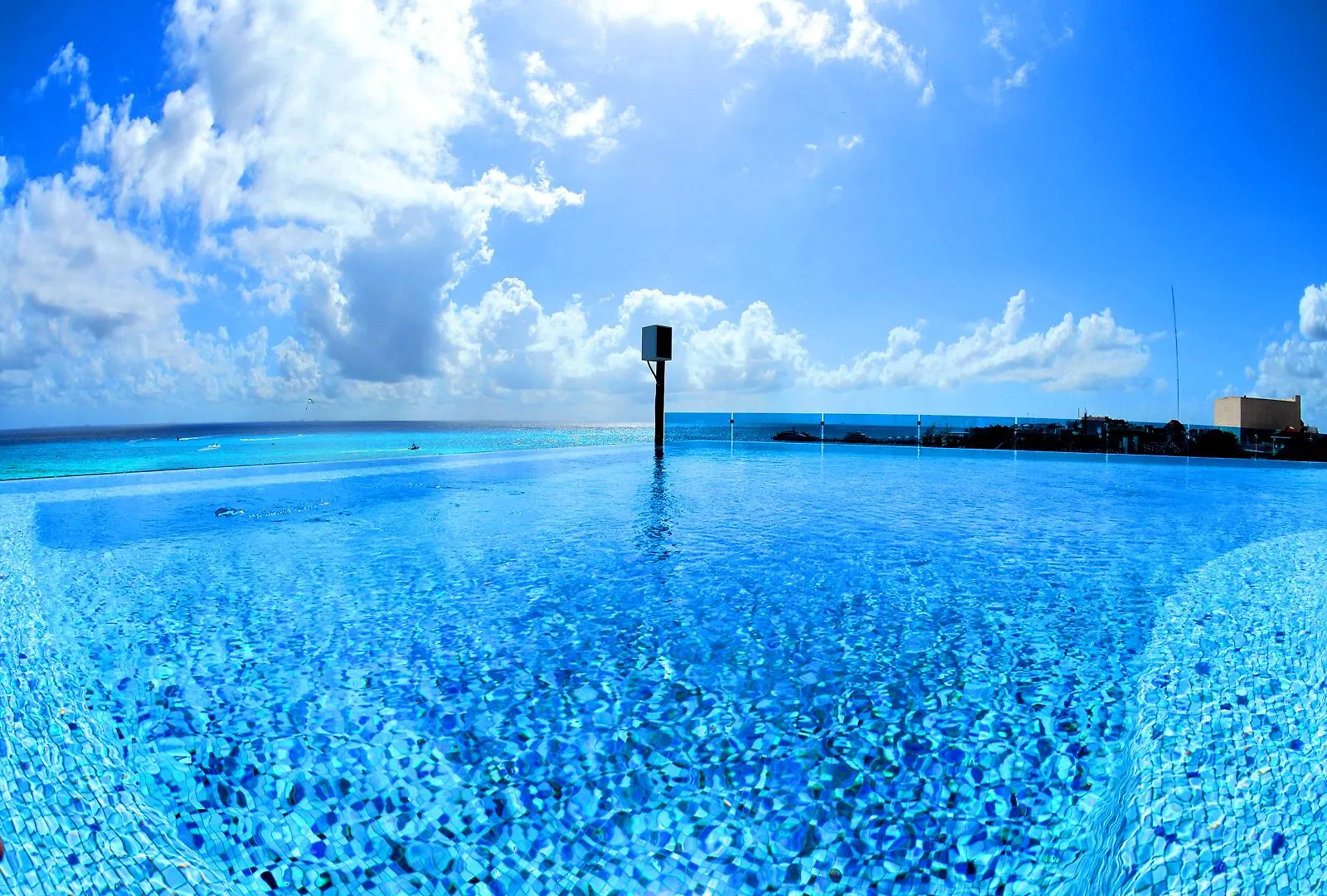 We Uniq Hotel El Carmen Adults Only Playa del Carmen 5*,