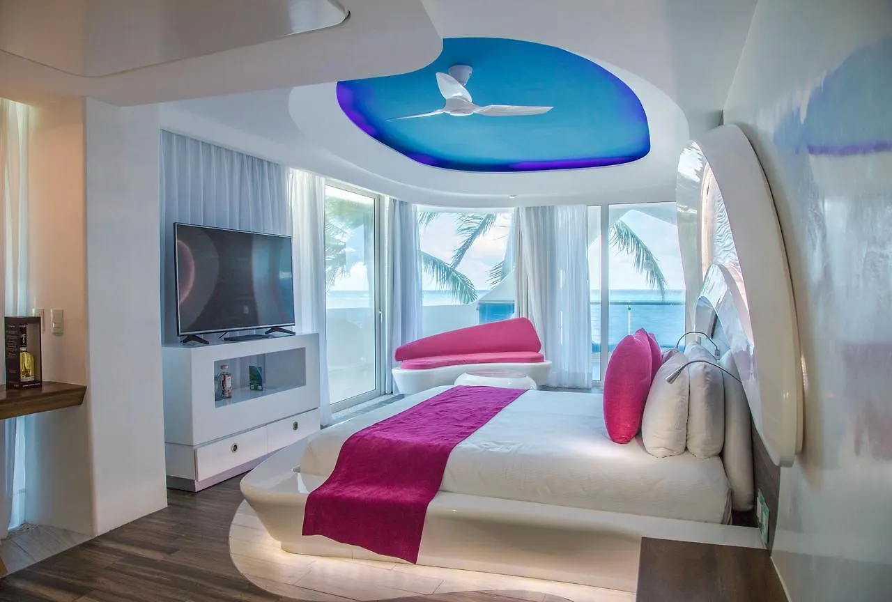 We Uniq Hotel El Carmen Adults Only Playa del Carmen