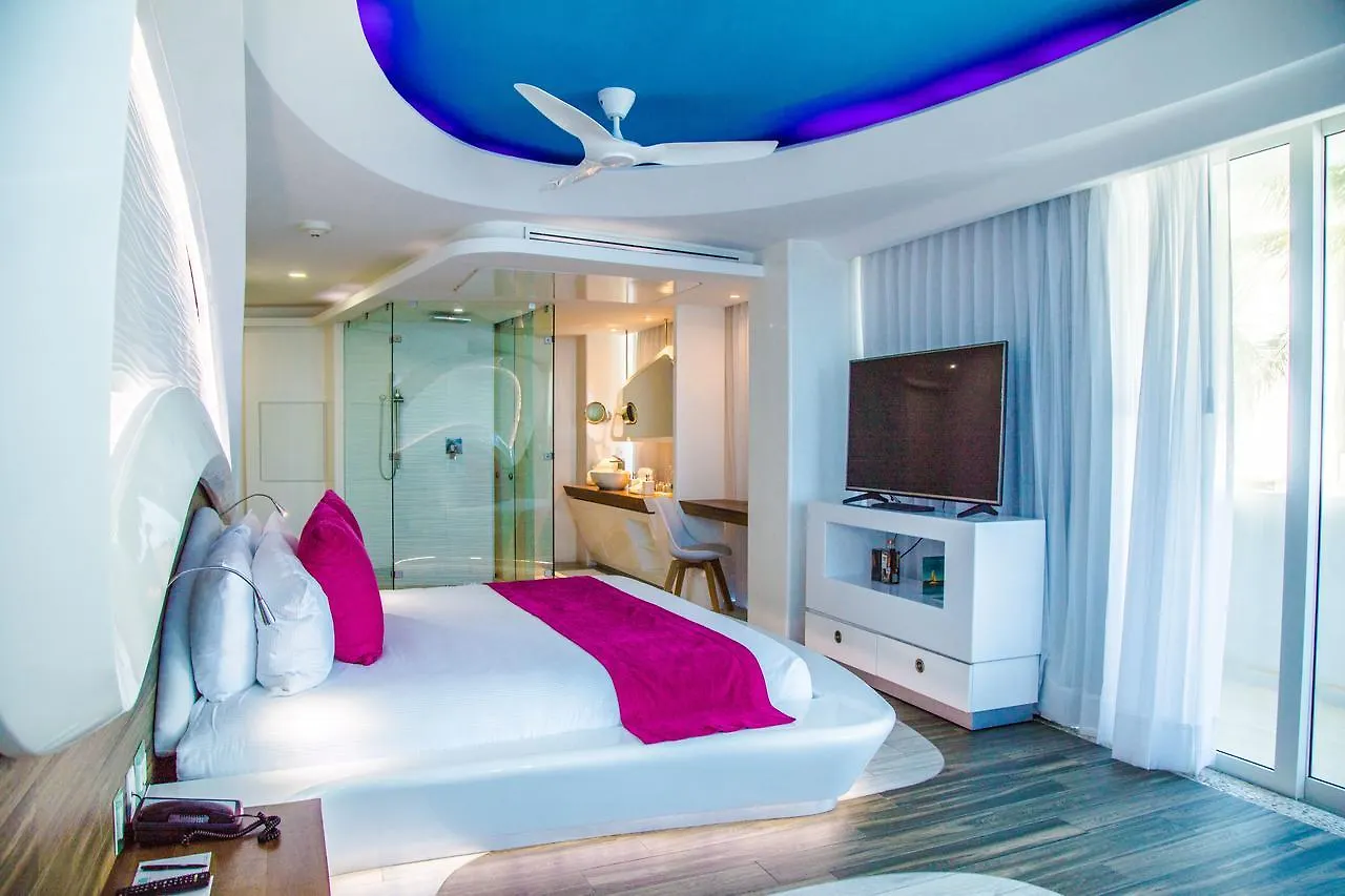 We Uniq Hotel El Carmen Adults Only Playa del Carmen