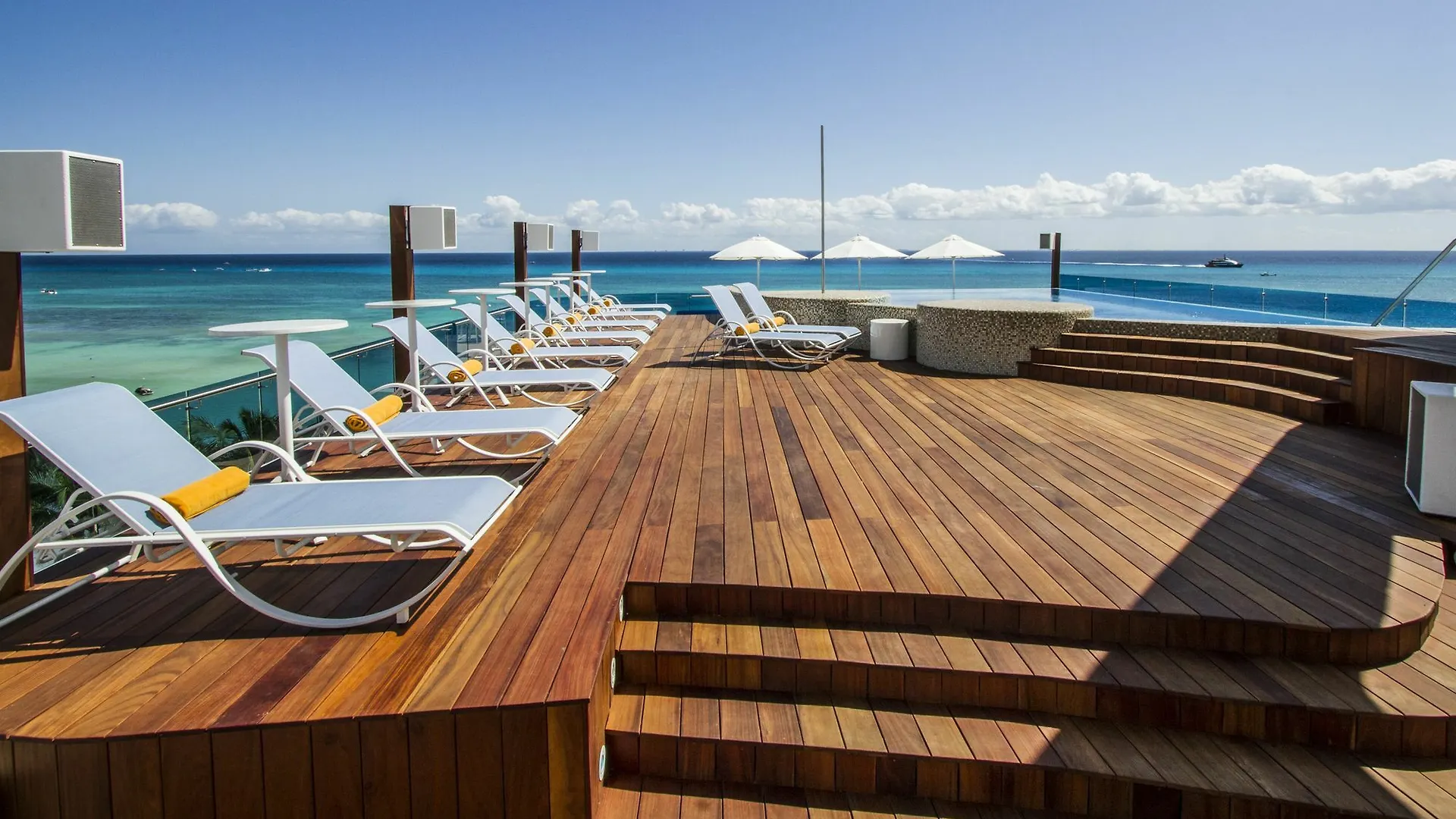We Uniq Hotel El Carmen Adults Only Playa del Carmen