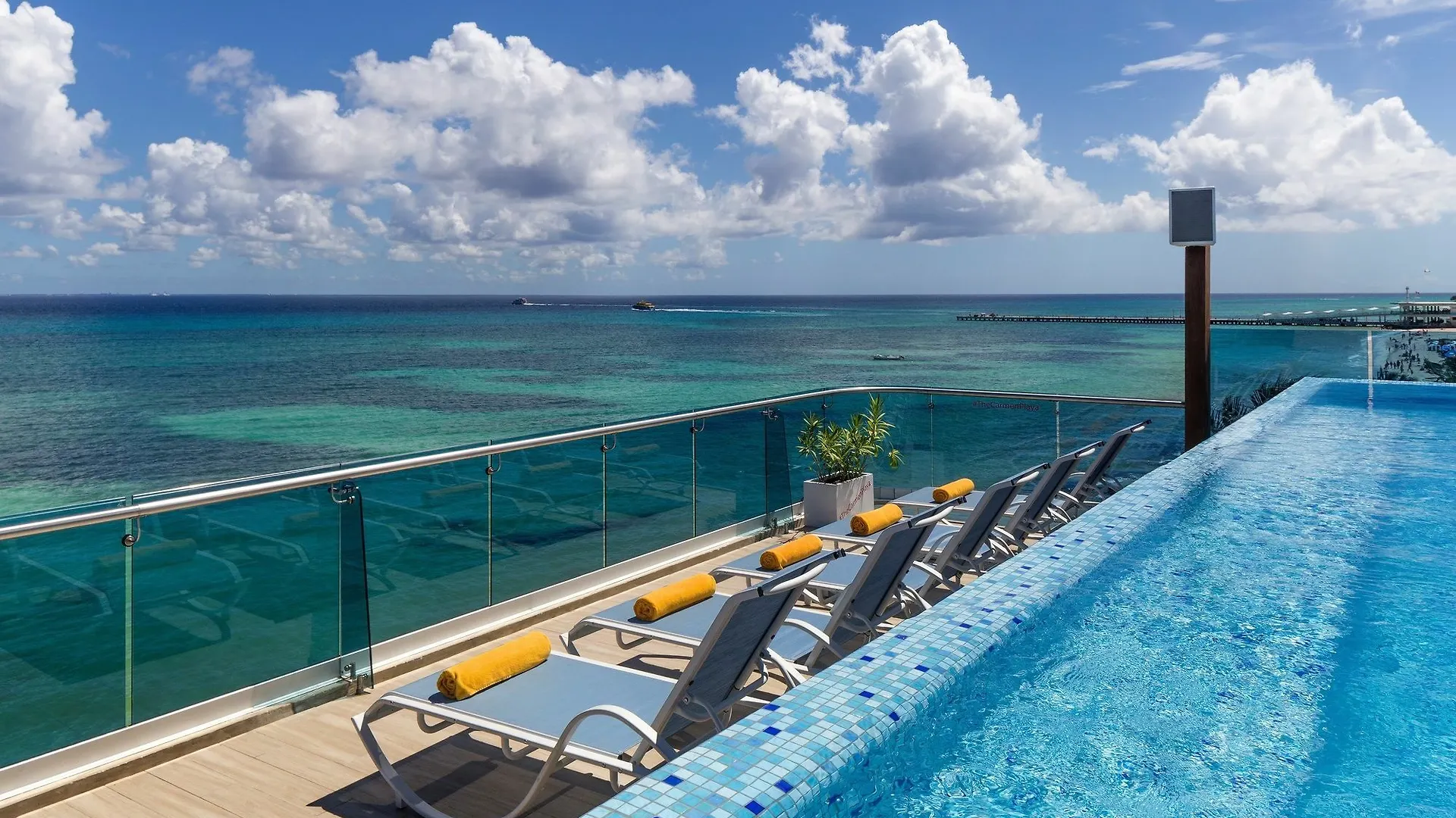 We Uniq Hotel El Carmen Adults Only Playa del Carmen