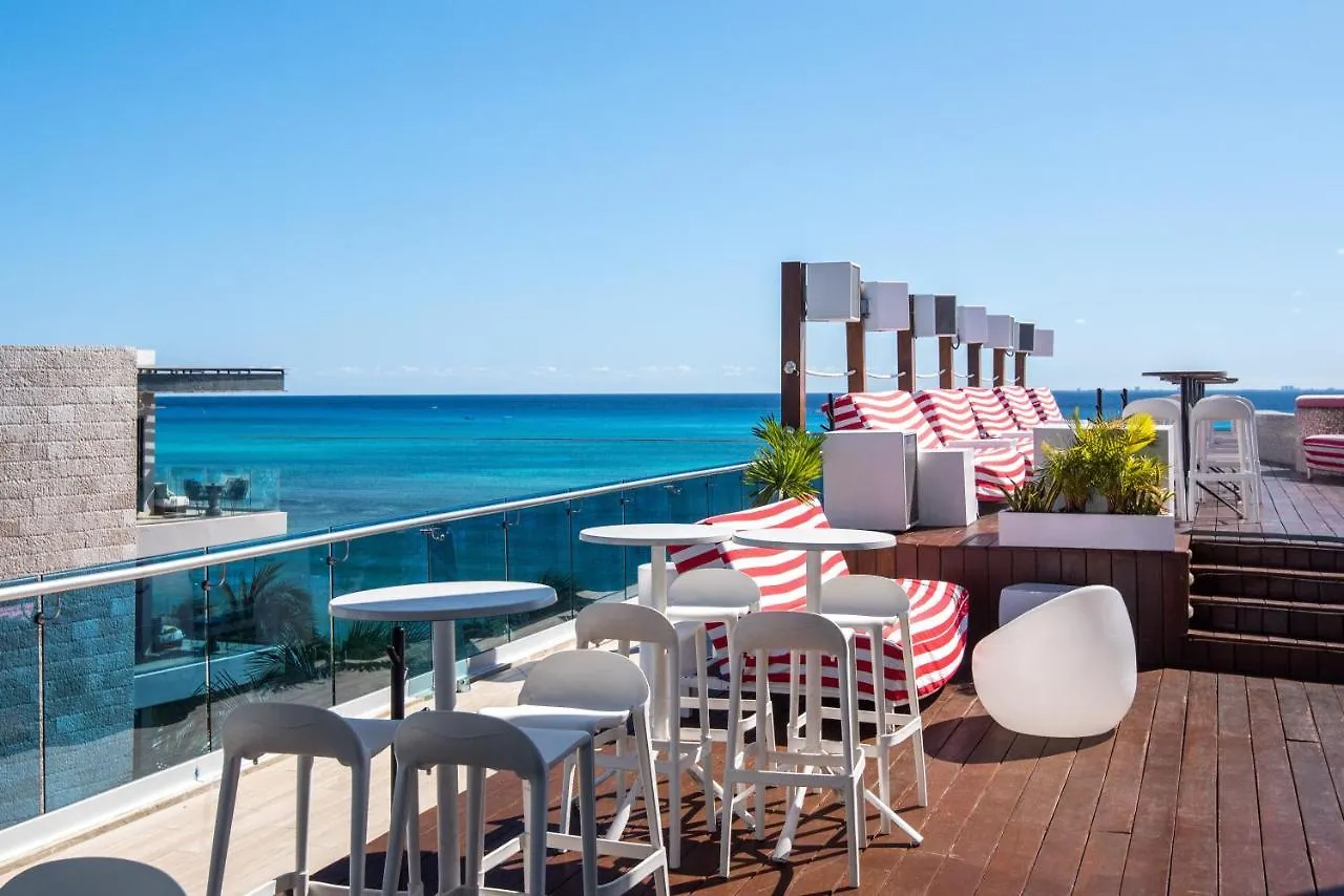 We Uniq Hotel El Carmen Adults Only Playa del Carmen